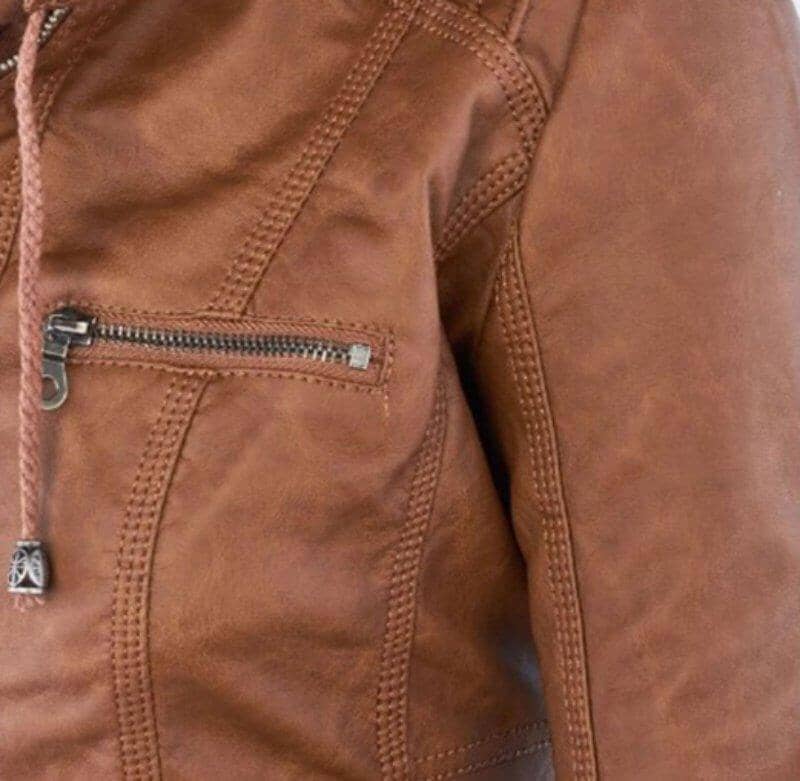 Jaqueta de Couro com Capuz - Frete Grátis FEMININO - VESTUÁRIO - JAQUETA COURO Dm Stores 